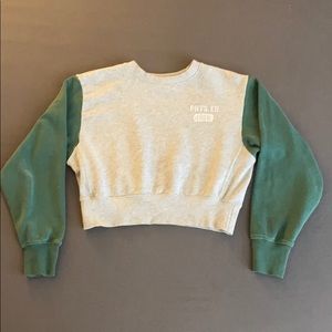 Vintage cropped crew neck sweater